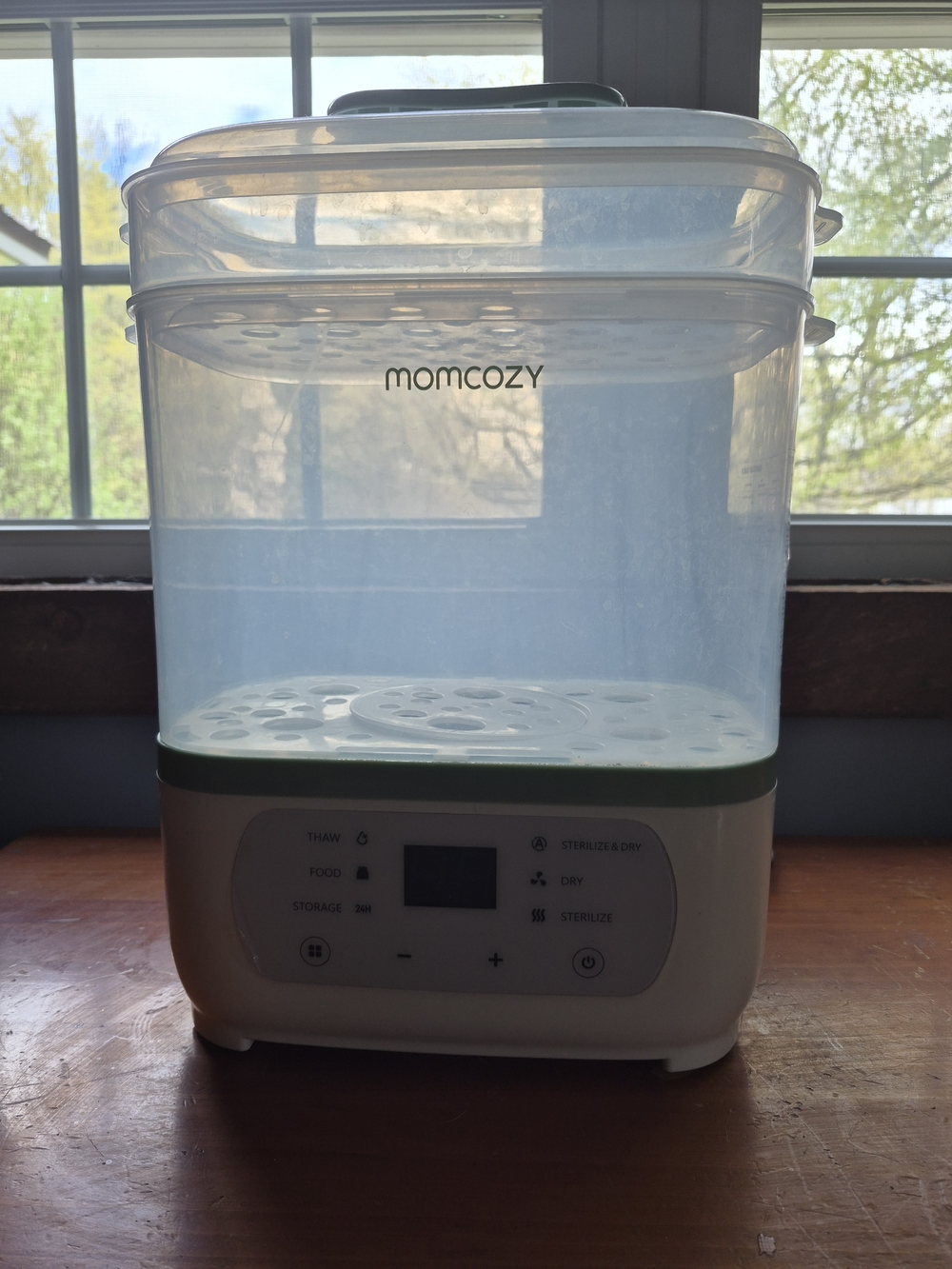 momcozy Baby Bottle Sterilizer in White and Mint